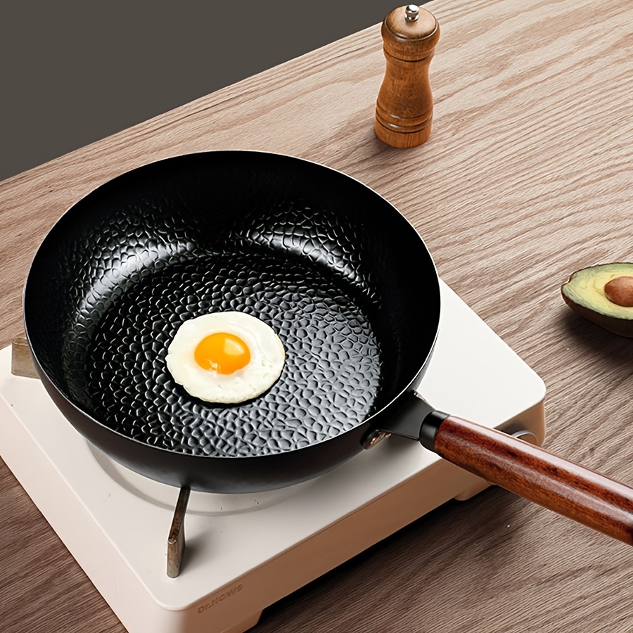 a 0 layer hammer pattern wok made of fine iron   for cooking non stick suitable for household use induction cooker gas stove universal flat bottom pot multiple sizes   from handle   random details 2