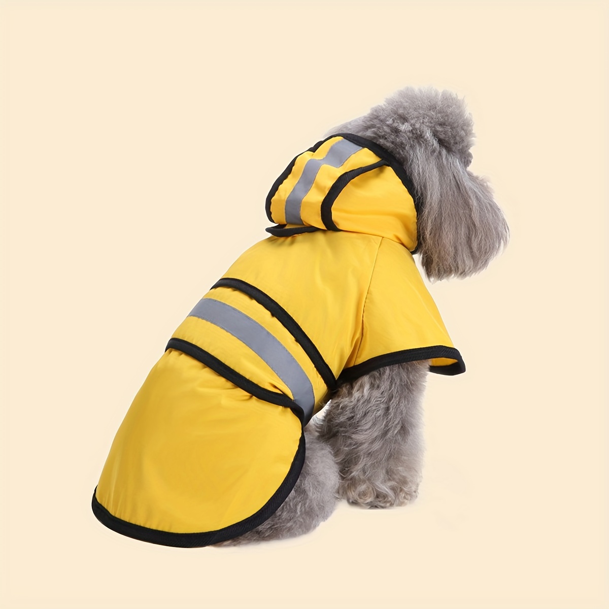 Pet raincoat, adjustable dog raincoat, thin and suitable for all seasons, with excellent waterproof performance. Available in 3 colors: yellow, blue and red. Complete sizes: XS, S, M, L, XL, 2XL, 3XL, 4XL. Suitable for all dog breeds.