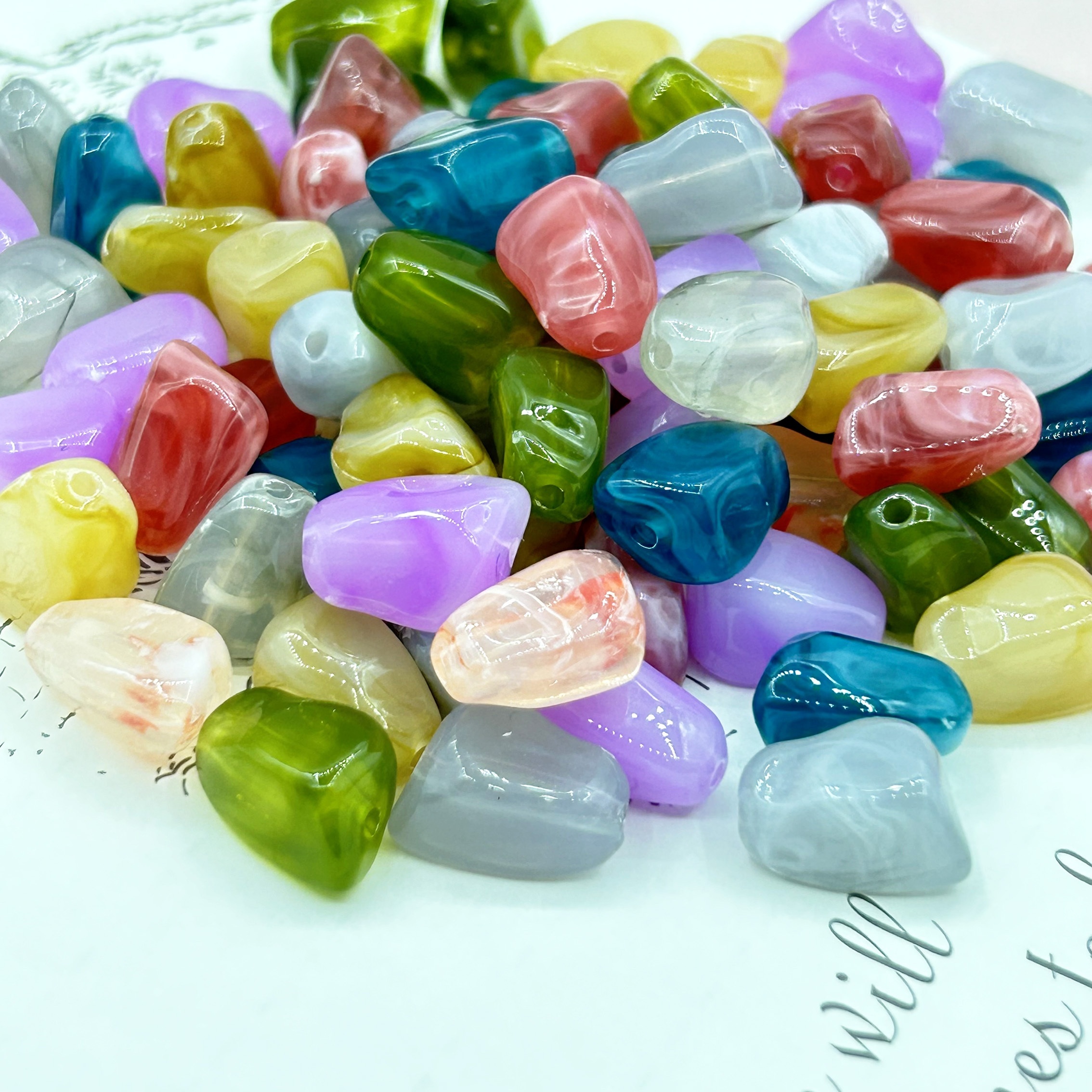 

Perles en acrylique, 25 pièces de irrégulières multicolores pour la fabrication de bijoux DIY