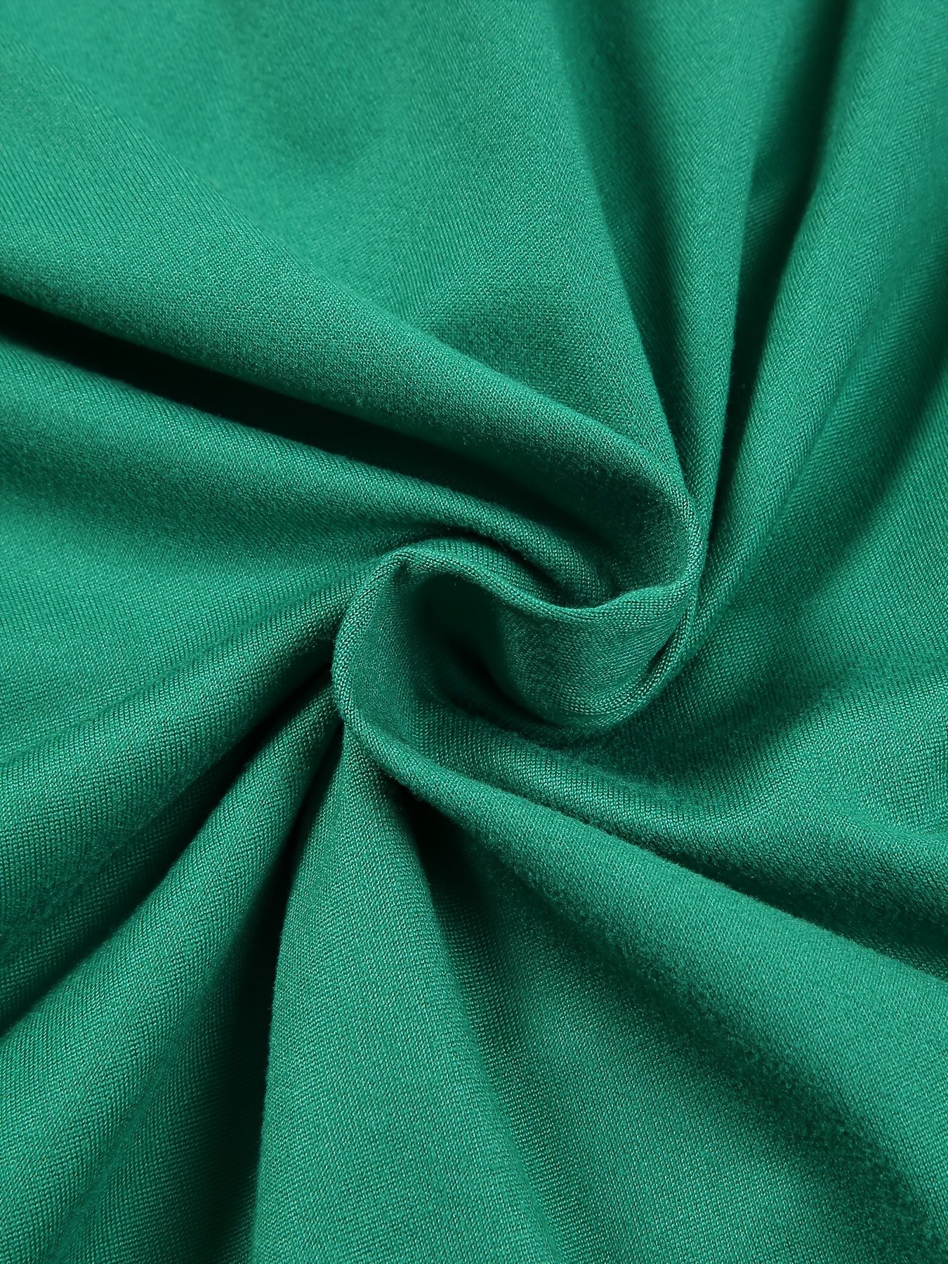 A Diy-Inspired Short-Sleeve T-Shirt That Features a Minimalist Black And White Design, Perfect for Summer.