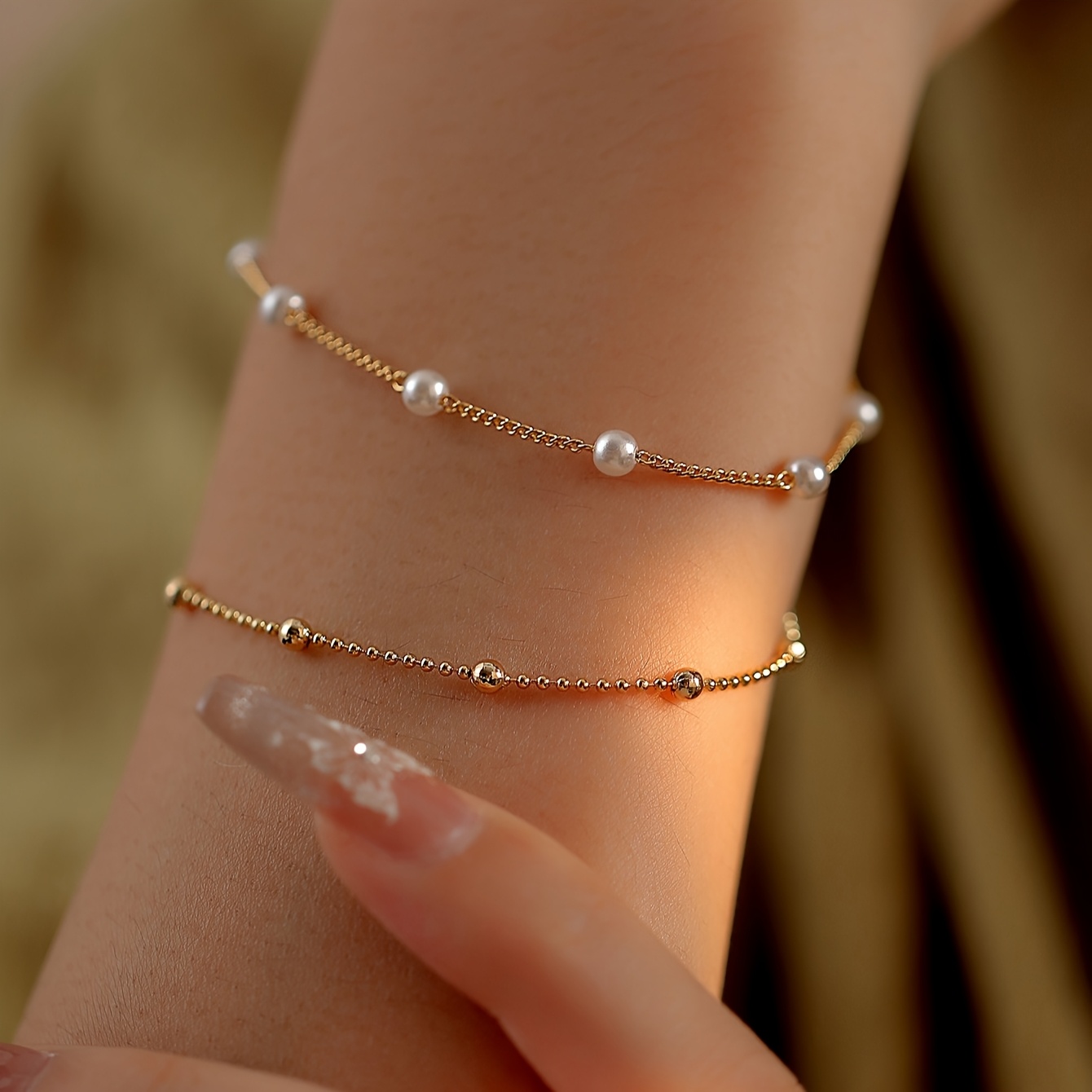 Image of 2pcs/set Women's Bracelet Stacked Style Luxury Exquisite Artificial Pearl Bracelet For Women (random Number Of Beads)