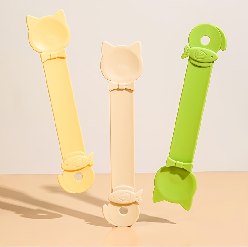   cat treat dispenser long handle lickable wet food feeder for cats durable plastic   spoon cat food feeding tool Product details 4