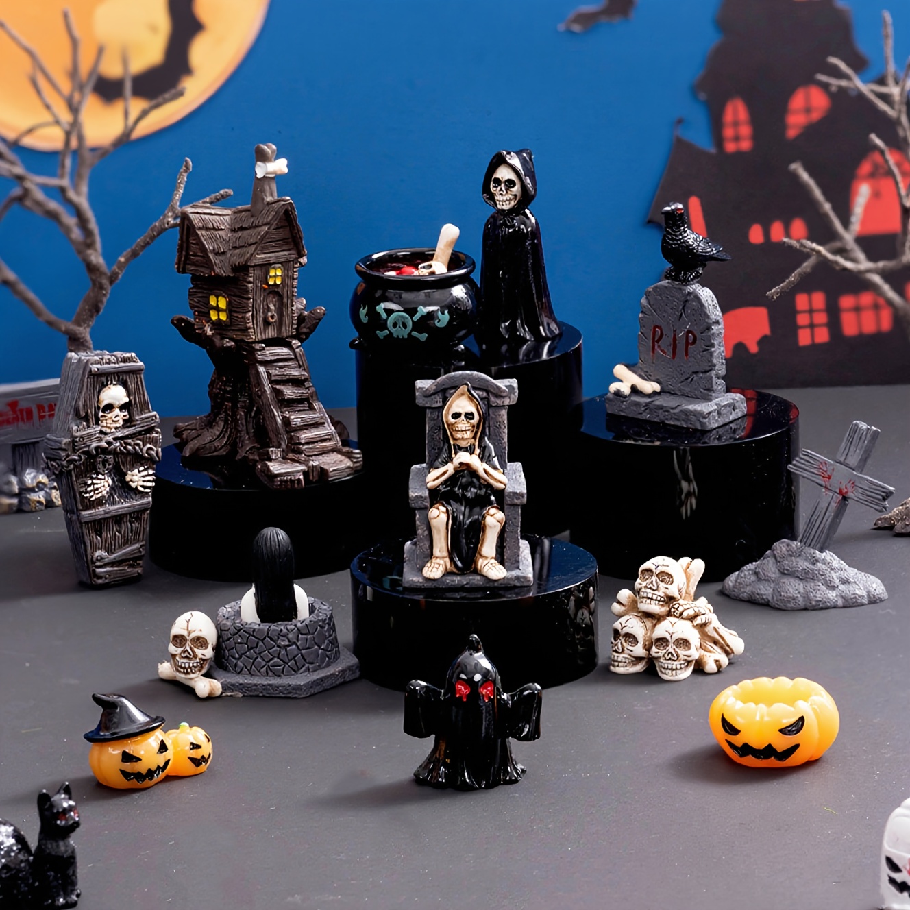 32 Halloween Mini Figuren Aus Harz - Grusel-Deko Für Party & Garten
