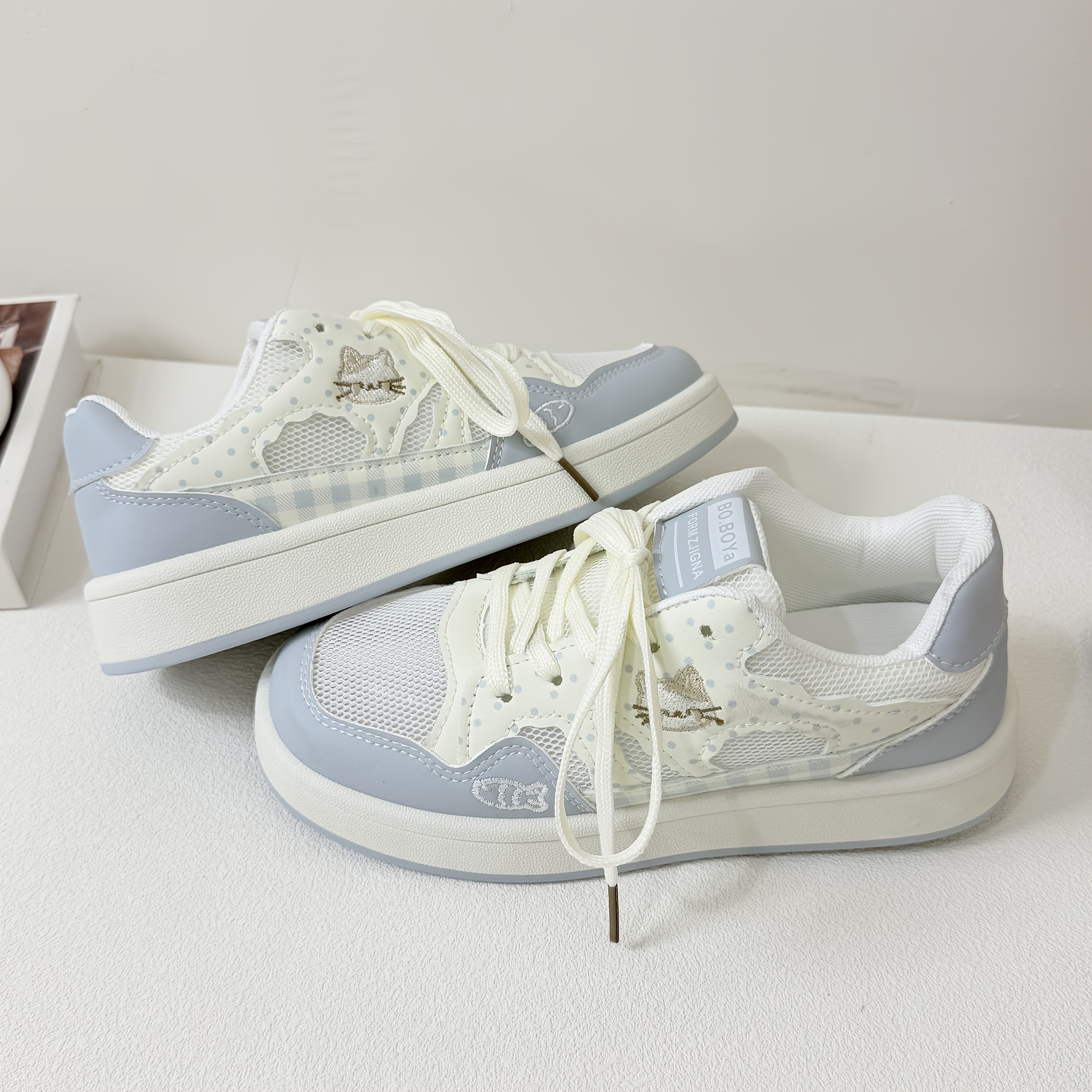 TEMU Uniity Light Blue Mesh Panel Shoes Women 2026 Summer Breathable Thin Embroidered Gentle Student Versatile Women's Casual Athletic Shoes, Women