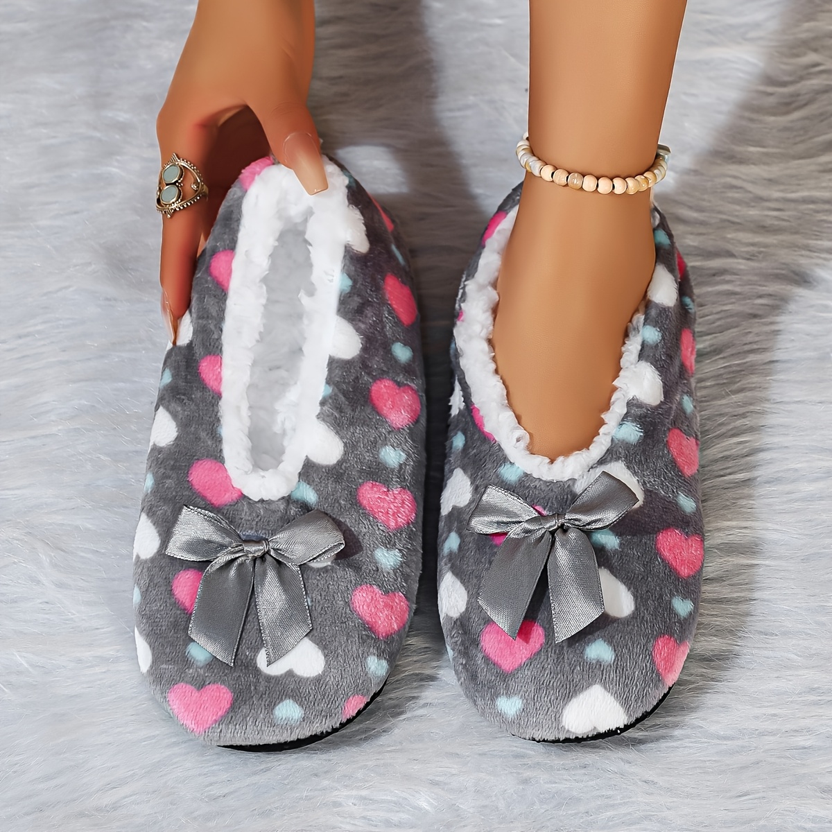TEMU Women's Heart Slippers, Heart Print Indoor Shoes - Comfortable Slip-on Design With Plush Lining - Easy And Comfortable, Daily , Women Shoes