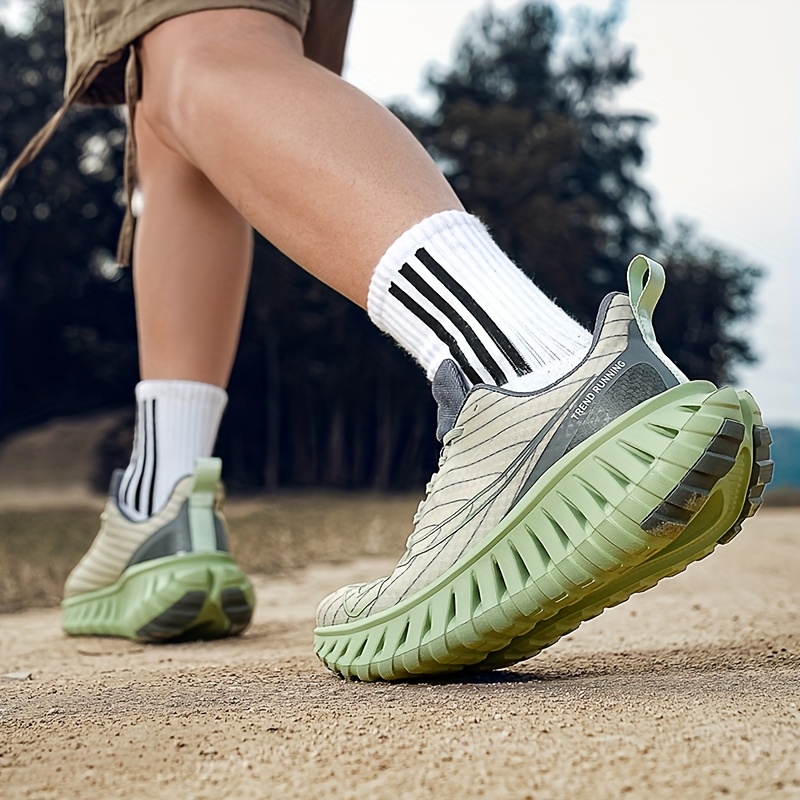 Men's Casual Sneakers, Road Running Shoes, Outdoor Trail Running Shoes, Slip-Resistant and Durable Mesh Breathable Lightweight Hiking Shoes, Indoor/Outdoor Road Running Shoes, Fashion Sneakers, Fitness Shoes, Large Size Shoes, Track and Field