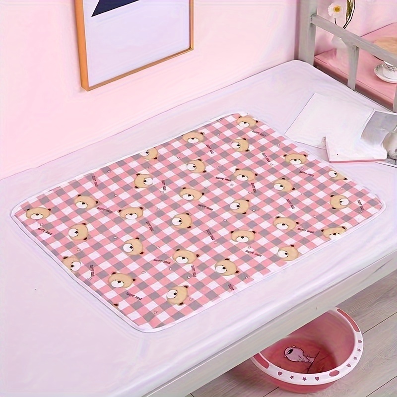 Tapis à langer imperméable animaux rose