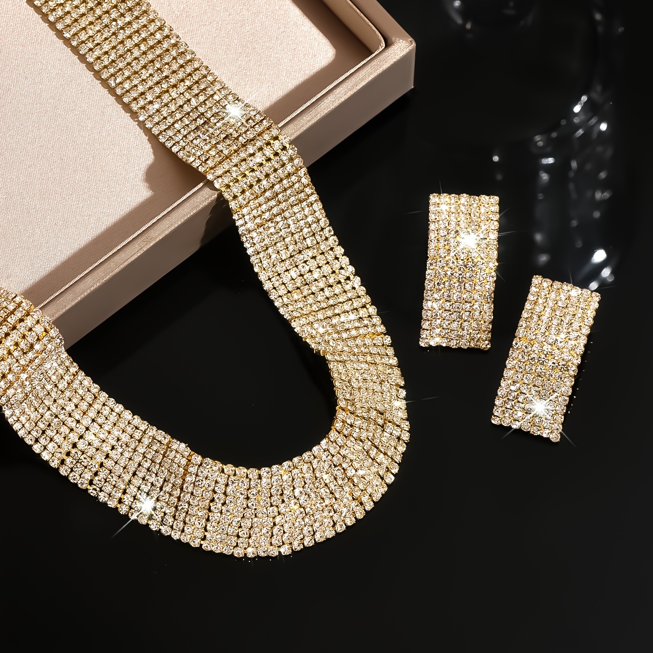 2pcs Set Geometric Rhinestone Choker Necklace & Square Earrings