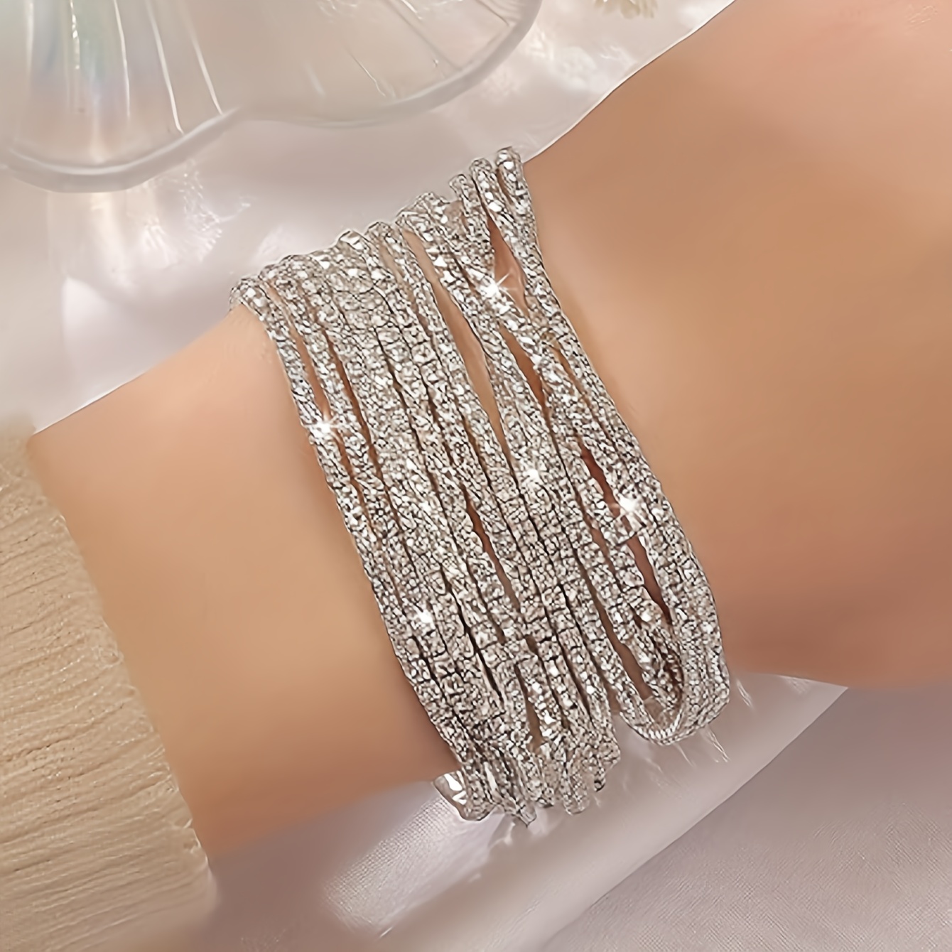 TEMU Lot de 10 manchettes tennis épaisses et élastiques pour femme, chaîne dorée avec incrustation de strass scintillants, diamètre 5,5 cm, largeur