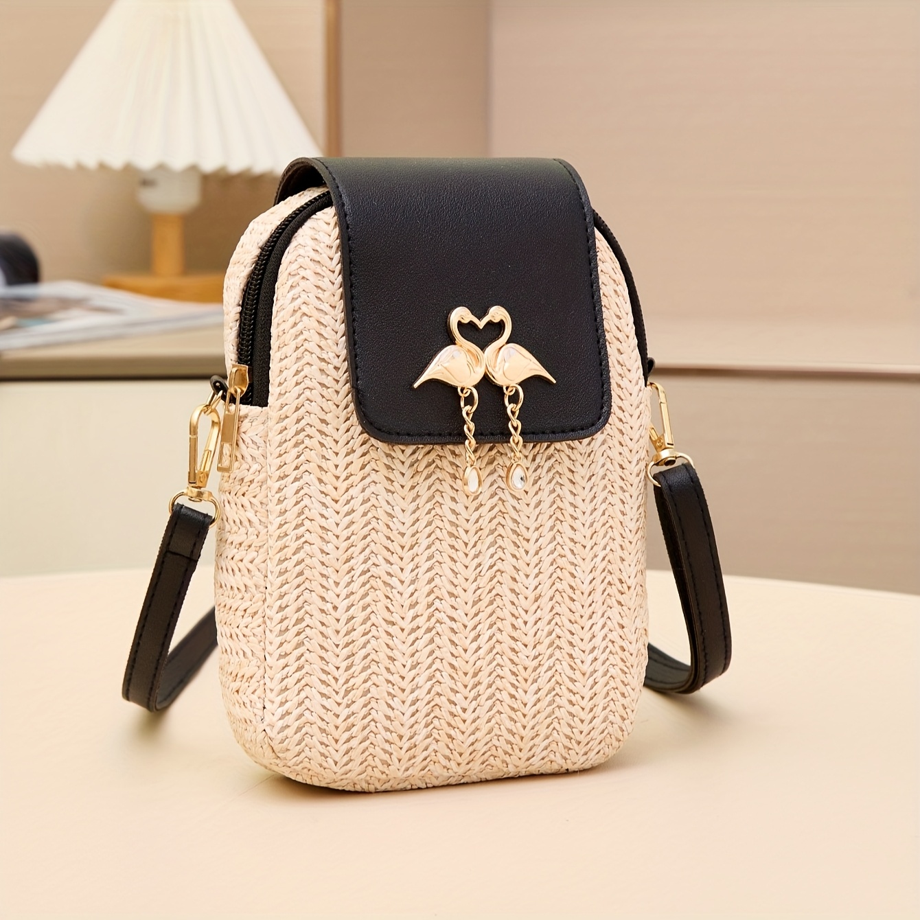 Image of Women's Fashion Phone Bag, Woven Straw Bag, Used As A Shoulder Bag Or Crossbody Bag, Women' Purse, Suitable For Ladies Going Out, Parties, And Vacations