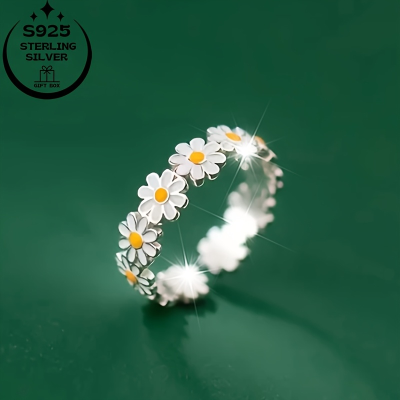 Adjustable Daisy Flower Ladies' Ring in 925 Silver