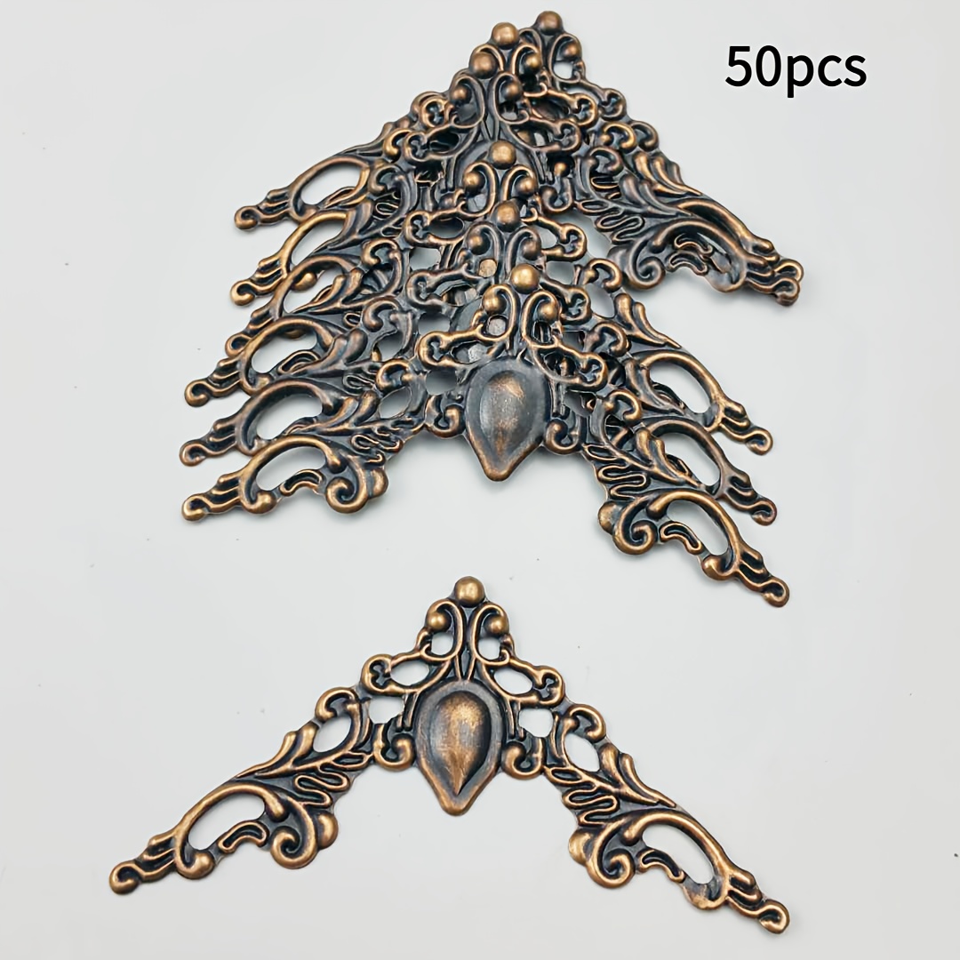 E-shop 50 Stück Elegante Metall Eckenschutz - Hohles Dreieckiges Design in Bronze und Silber, für Bücher, Geschenkboxen und Kunst, Möbelkanten Schutz,