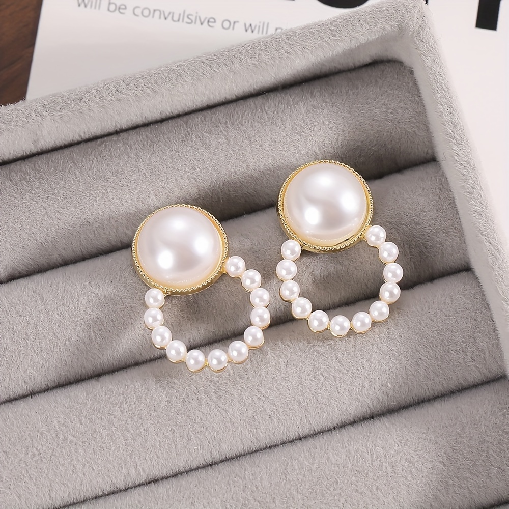 

Boucles d'oreille en perle imitation élégante à clip - Alliage, pas de perçage requis, polyvalentes pour les occasions quotidiennes et de fête, idéales pour la Saint-Valentin et toutes les saisons