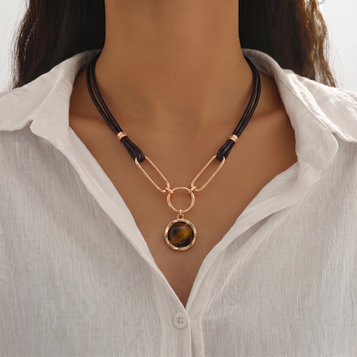 TEMU 1pc Collier Pendentif Mode Femme, Corde Noire Rétro Élégante avec Chaîne Rectangulaire, Pendentif Rond Synthétique Œil de Tigre à Bord Suspendu,