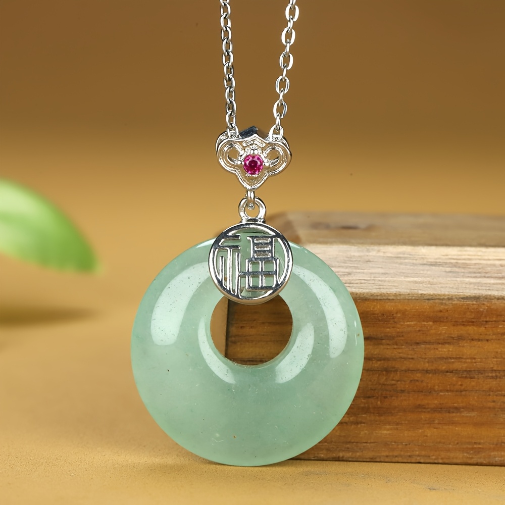 TEMU Collier à Fu Tendance Nationale avec Boucle de Paix et Bénédictions Complètes pour Femmes, Chaîne d'Os Claviculaire Origine Nouveau Pendentif en