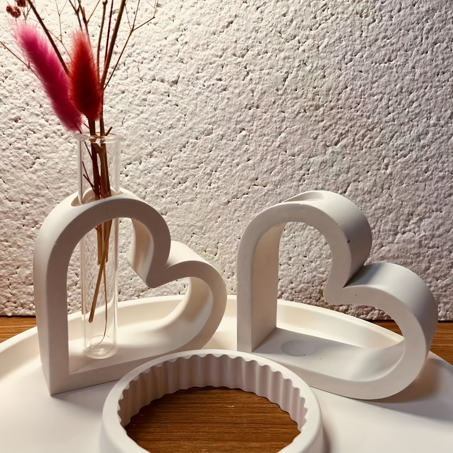 

Ensemble de 3 pièces, moule en silicone hydroponique en forme de cœur pour DIY vase de fleurs en résine époxy cristal, moule en silicone pour pot de fleurs en plâtre, avec 2 tubes à essai faits main.