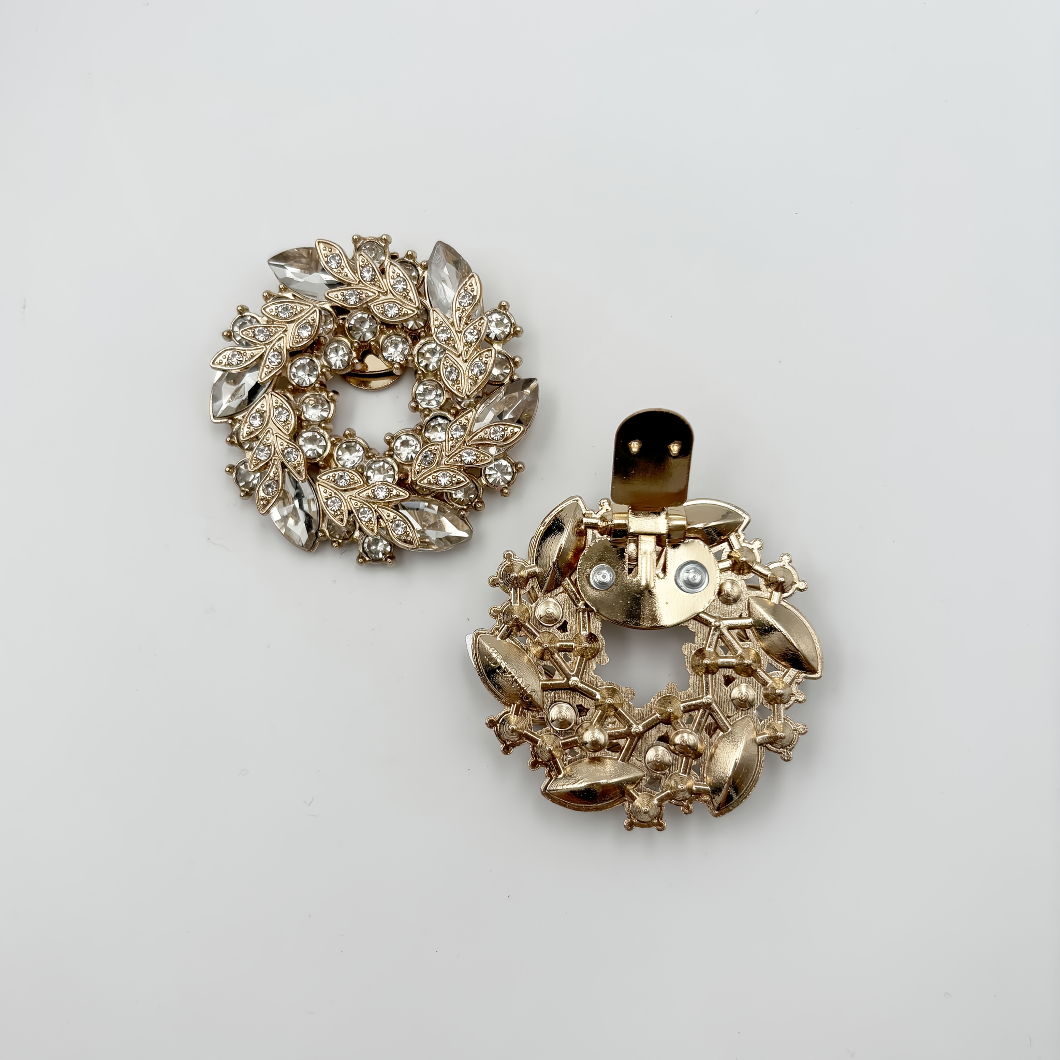 Image of Flower-shaped Rhinestone Crystal Shoe Clip Jewelry Clothing Shoe Decoration Accessory Bride Wedding Party 2pcs/1 Pair