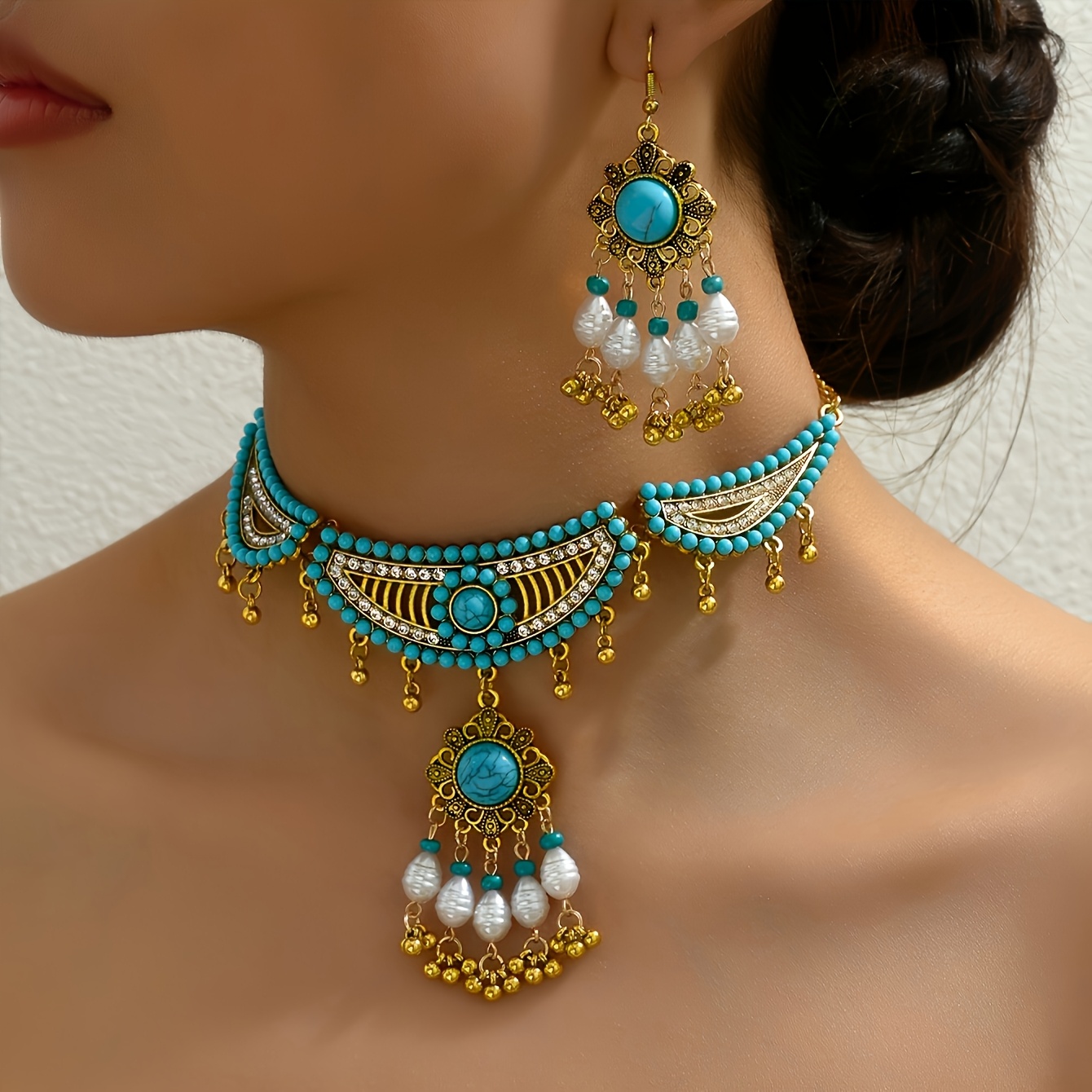 E-shop Bohemian Nahost Tassel Türkis Blumen Hohl-Out Halskette Ohrringe Set für Damen, für den als Geschenk, Exquisiter Schmuck