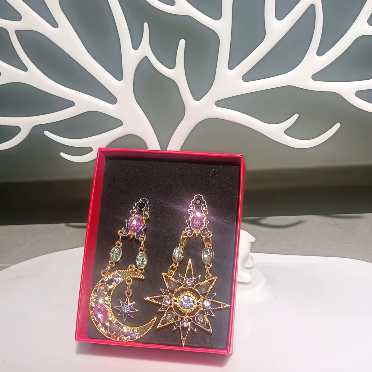 1 Pair of Fashionable Women's Earrings Birthday Party Gift Personality