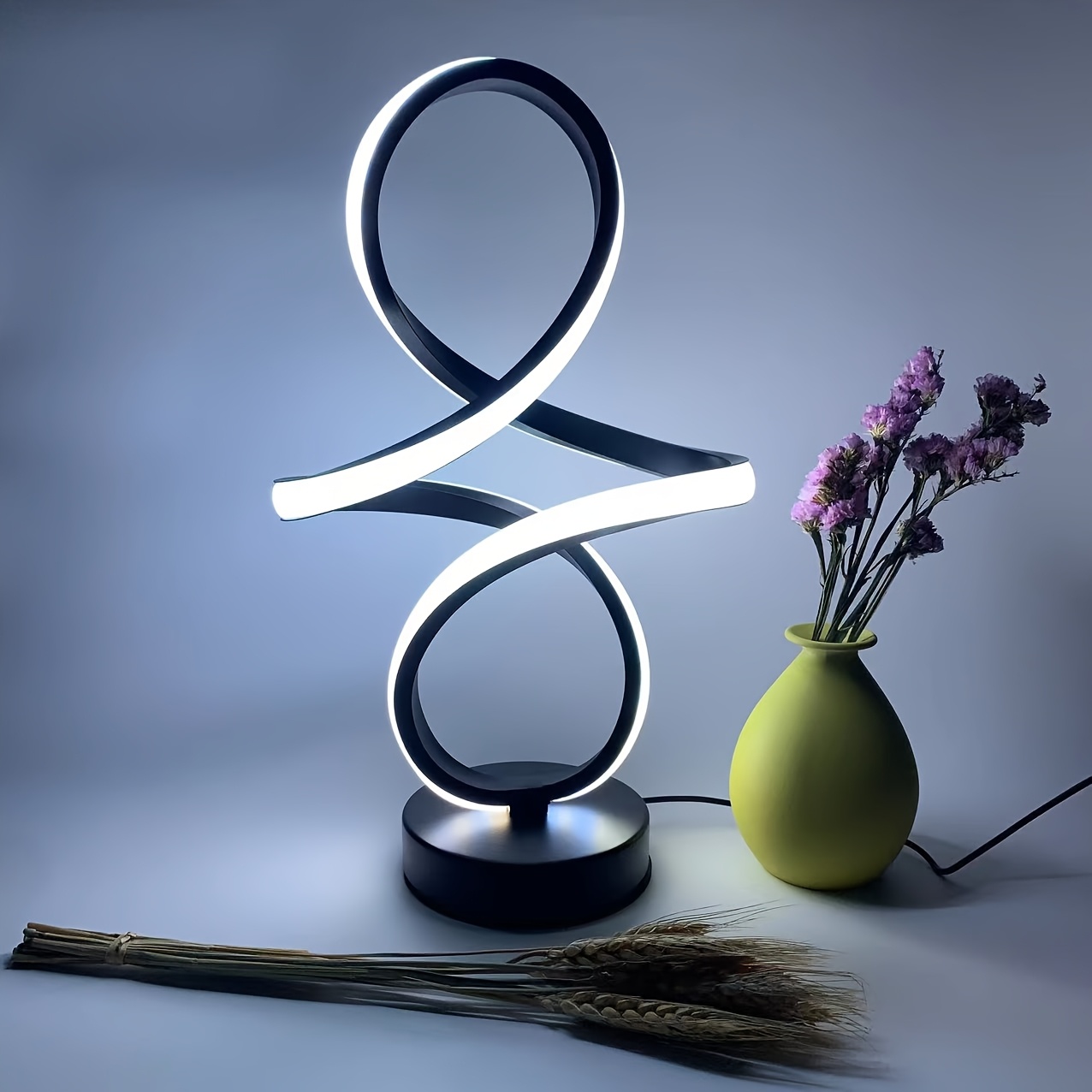 Unique Modern Design USB Three-Color Adjustable LED Lamp