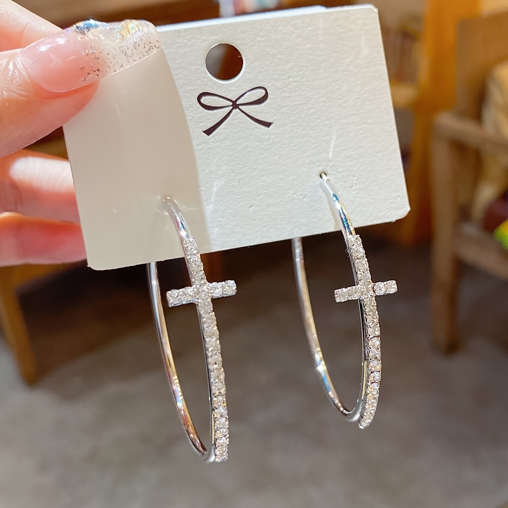 TEMU Boucles d'oreilles créoles croix argentées de luxe léger pour femmes - Boucles d'oreilles créoles croix en synthétique