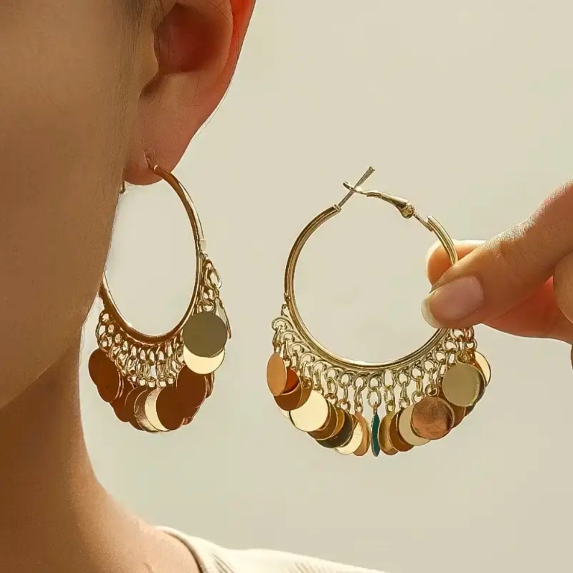 TEMU 1 di Orecchini a Dorati a con Nappine Eleganti e - Versatili per Uso e Feste, Regalo per e San Valentino - Accessorio Stiloso per , con Texture,