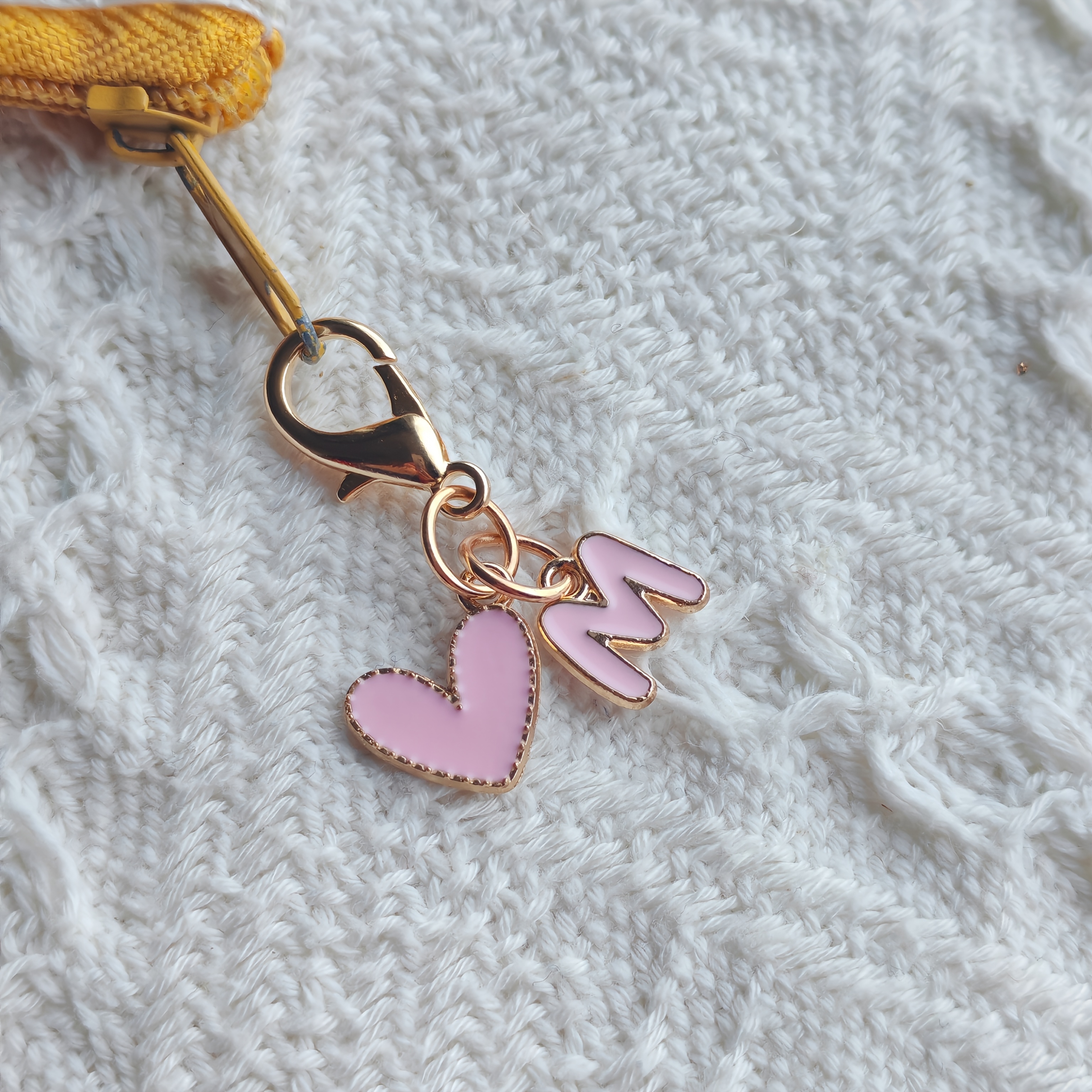 1pc -shaped And Name -z Keychain | Lobster Clasp With Creative Letter Pendant, Titanium Alloy, Perfect Gift For Girlfriend, , Mother, Valentine's Day, Back To School