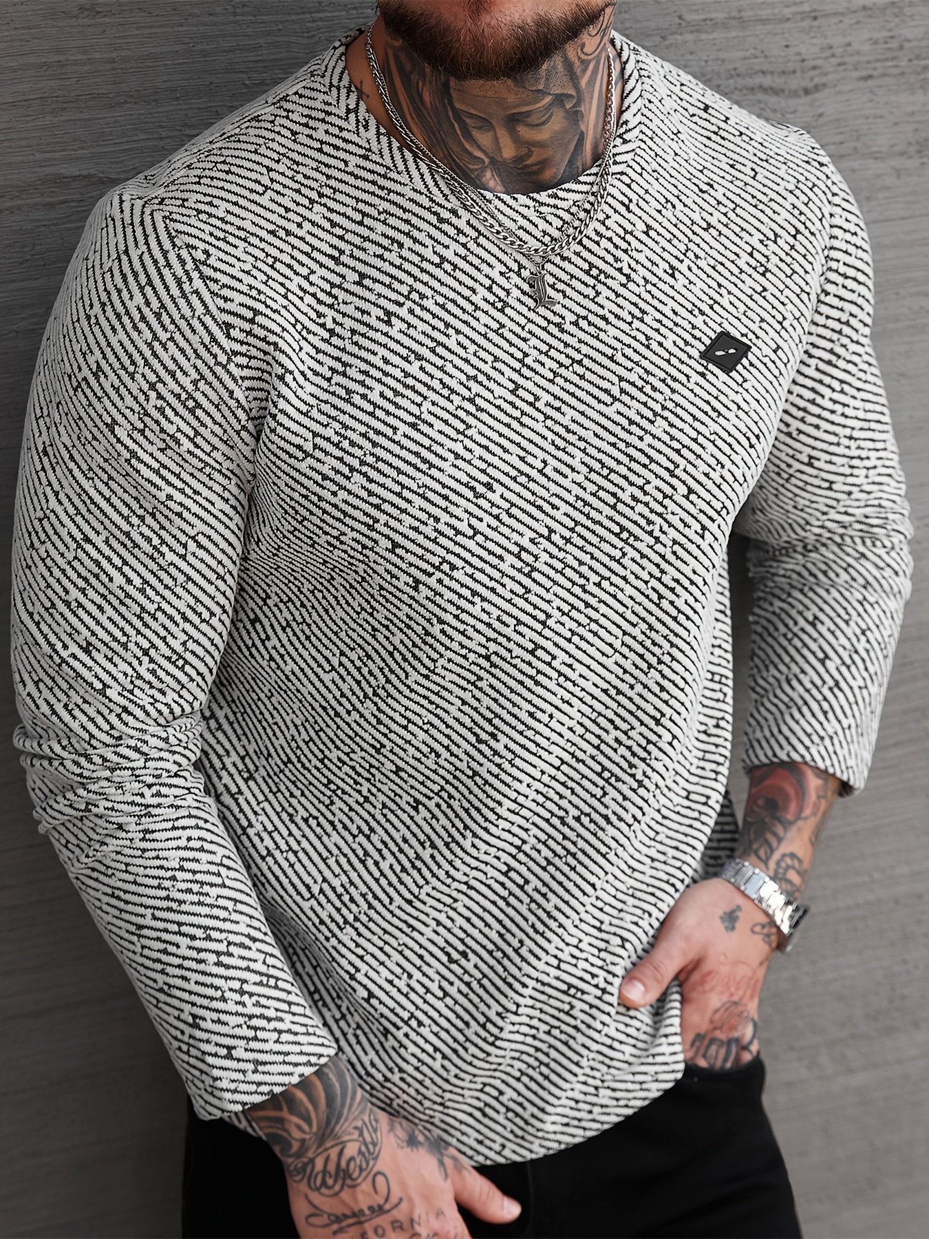 Spring And Autumn New Men'S Pullover Sweatshirt Made of Jacquard Fabric, Suitable for Sports, Leisure, Outdoor Jogging, And Fitness Training with Long Sleeves