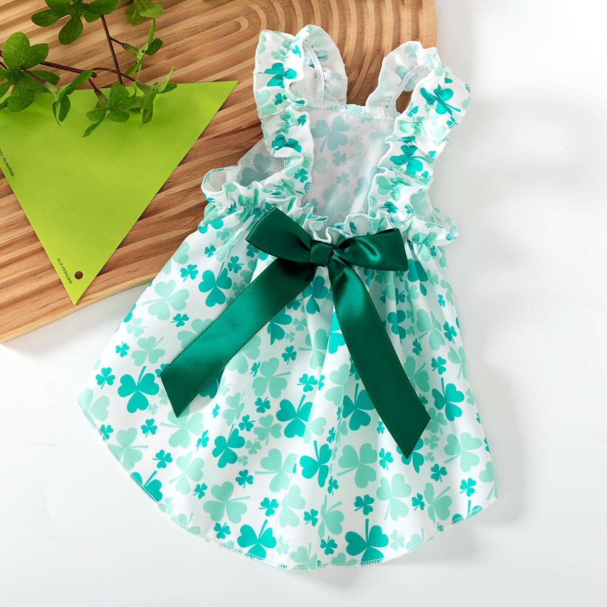 

Cute And Stylish Dresses With Bow Ties For Pets, Featuring For 's Day.