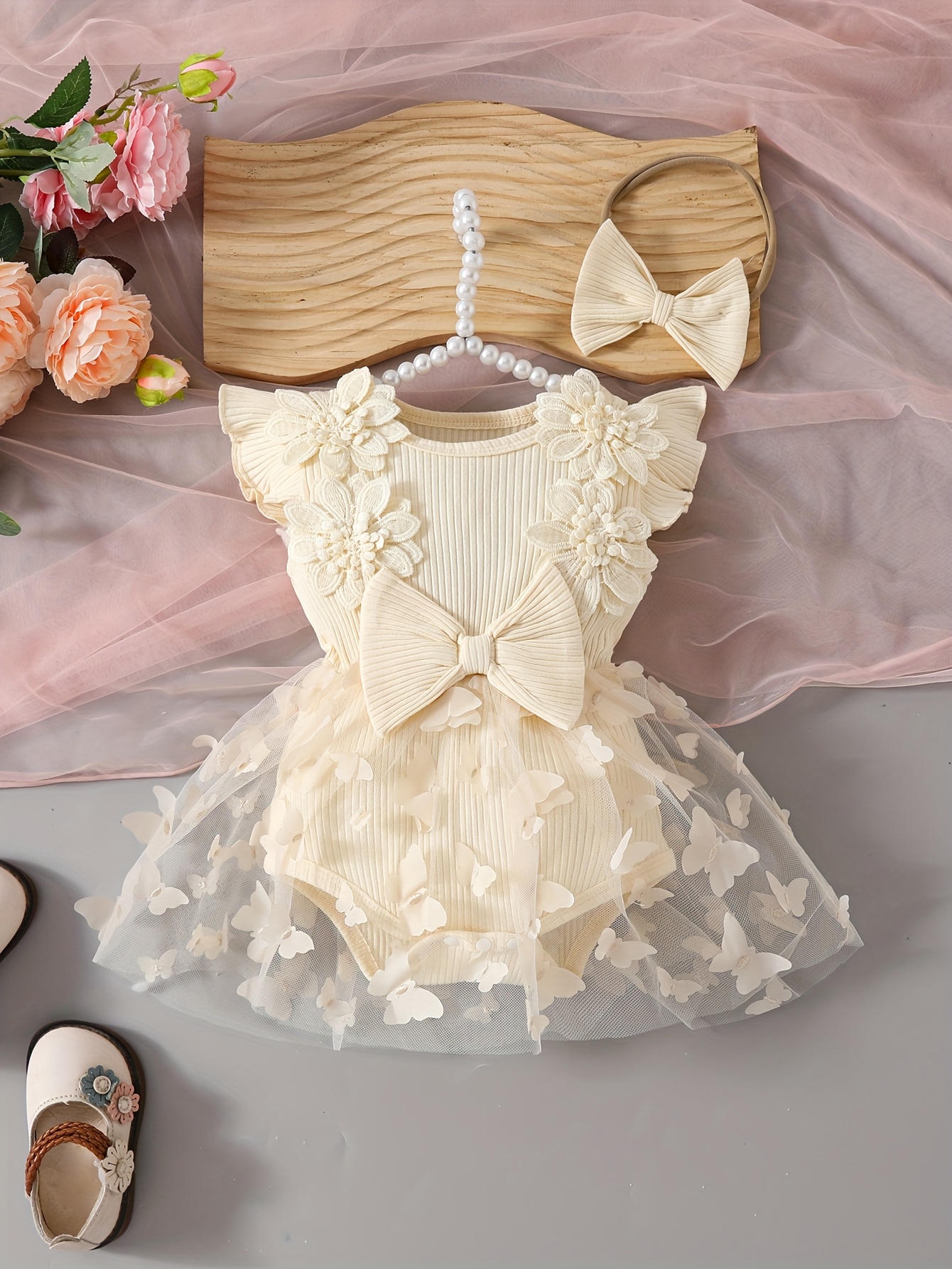 green emerald velvet dress Amazon.com: Muspeczenith Newborn Baby Girl Dress Ruffle Long Sleeve Ribbed  Romper Corduroy Suspender Skirt Overall Dress Fall Clothes (Beige, 0-3  Months): Clothing, Shoes & Jewelry