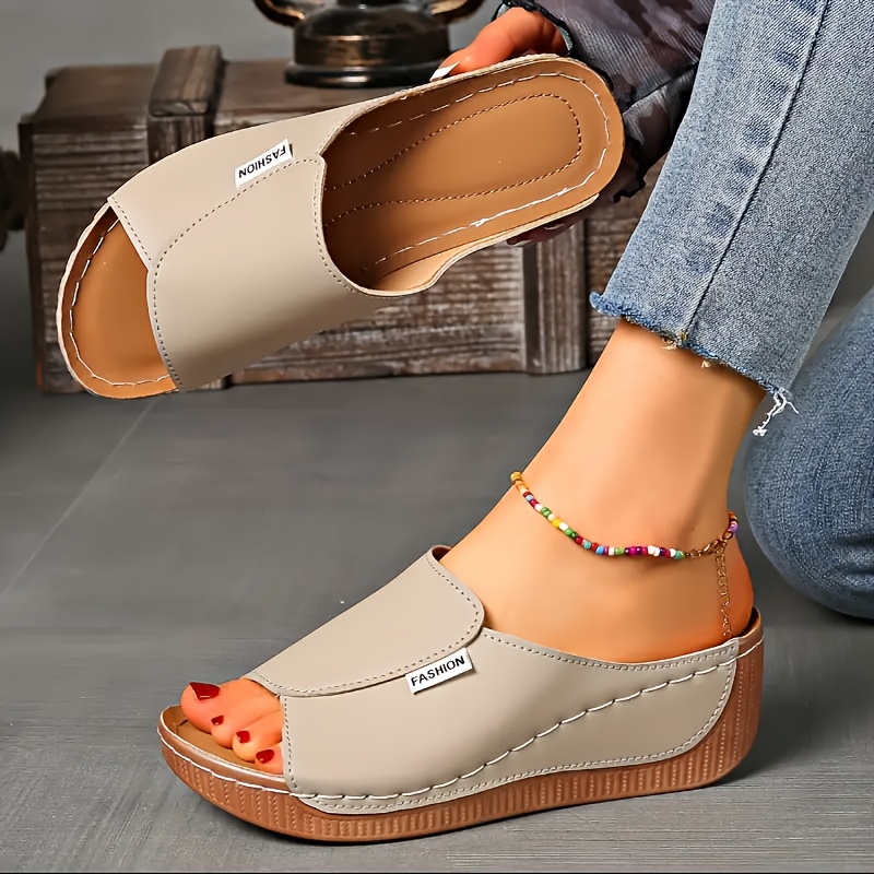 Women's Light Blue Slippers Sandals - Comfortable Arch Support, Breathable Open Toe Design, Soft Rubber Sole, Casual Mid-Heel Slip-On Shoes, Suitable for Casual Outfits, Synthetic Cover Fabric