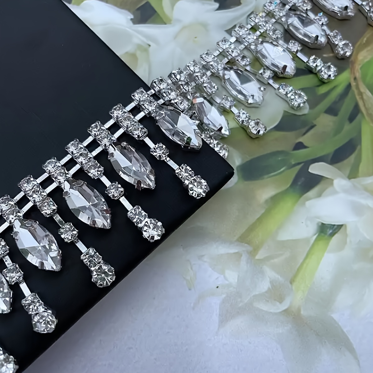 Strass Autocollant Strass Et Garniture Chaîne En Cristal, Brillant, Pour Appliqué Couture, Artisanat DIY, Création De Bijoux, Décoration Pour Mariage, Fête, Projets Créatifs, Rouge Ruban Rose