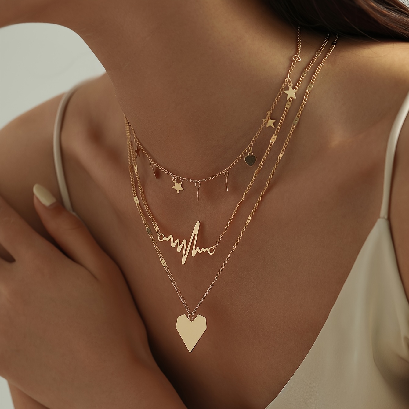 Image of 3pcs Star Heart Layered Pendant Necklace Set, Women' Wear And Vacation Gifts