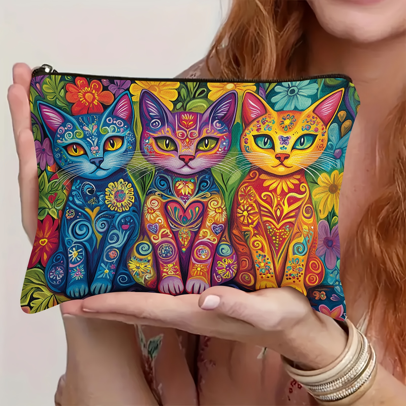 

A Makeup Bag Featuring A Cat Design, With A Zipper, Serving As A Travel Pouch For Cosmetics And Toiletries, Ideal For Female Users.