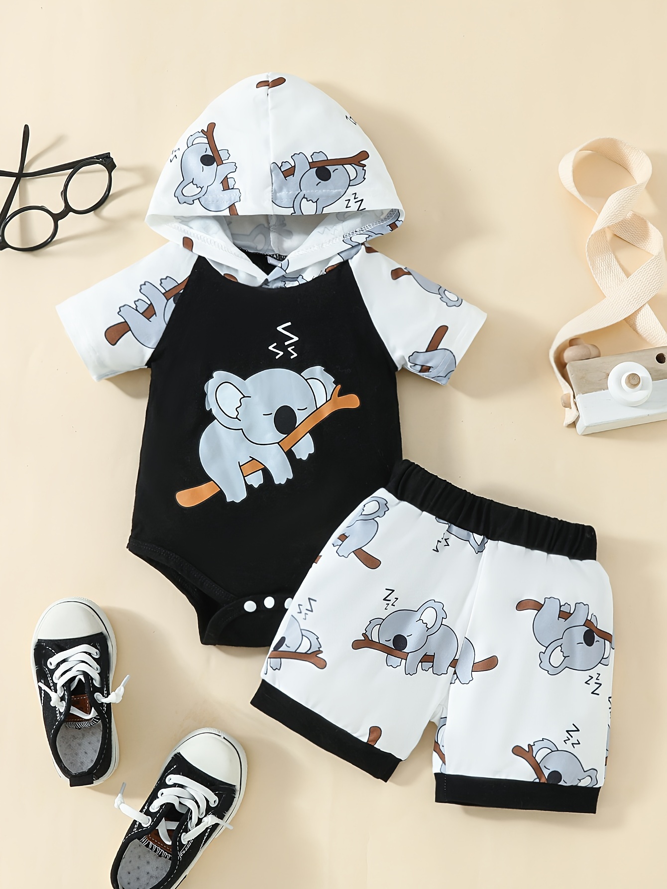 Newborn best sale sloth outfit