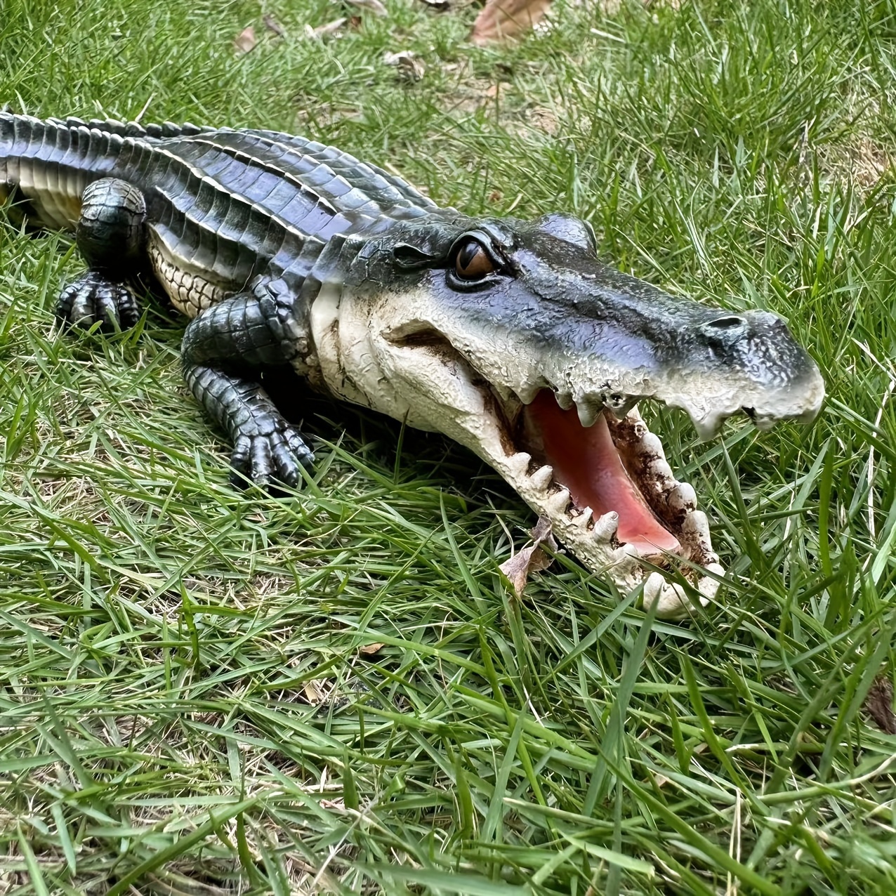 Image of 1pc, A Crocodile Ornament Waiting To Be Fed - Length 13 Inches - Realistic Model, Cute Animal Design - Used To Decorate Gardens, Courtyards - This Makes A Gift