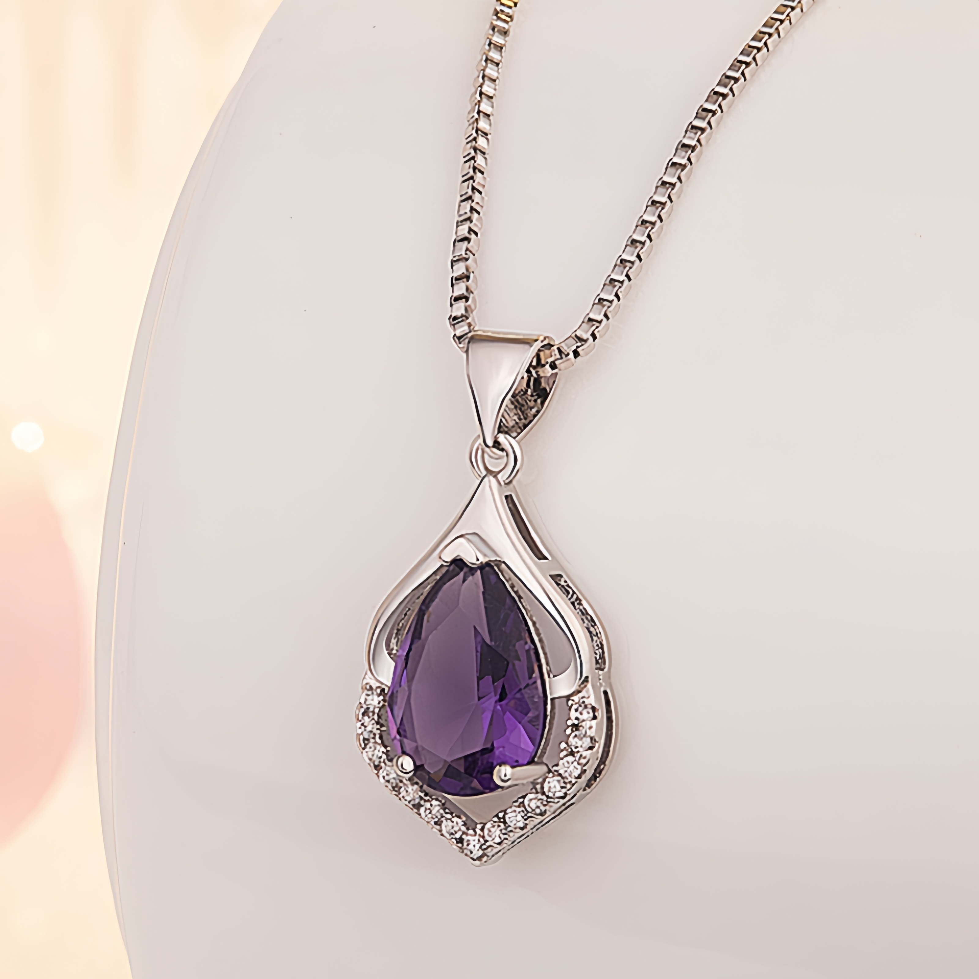 

1 Article Amethyst Pendant Necklace With Luxurious And Design, Adjustable Length, A Accessory For Weddings, Proposal Parties - For Any