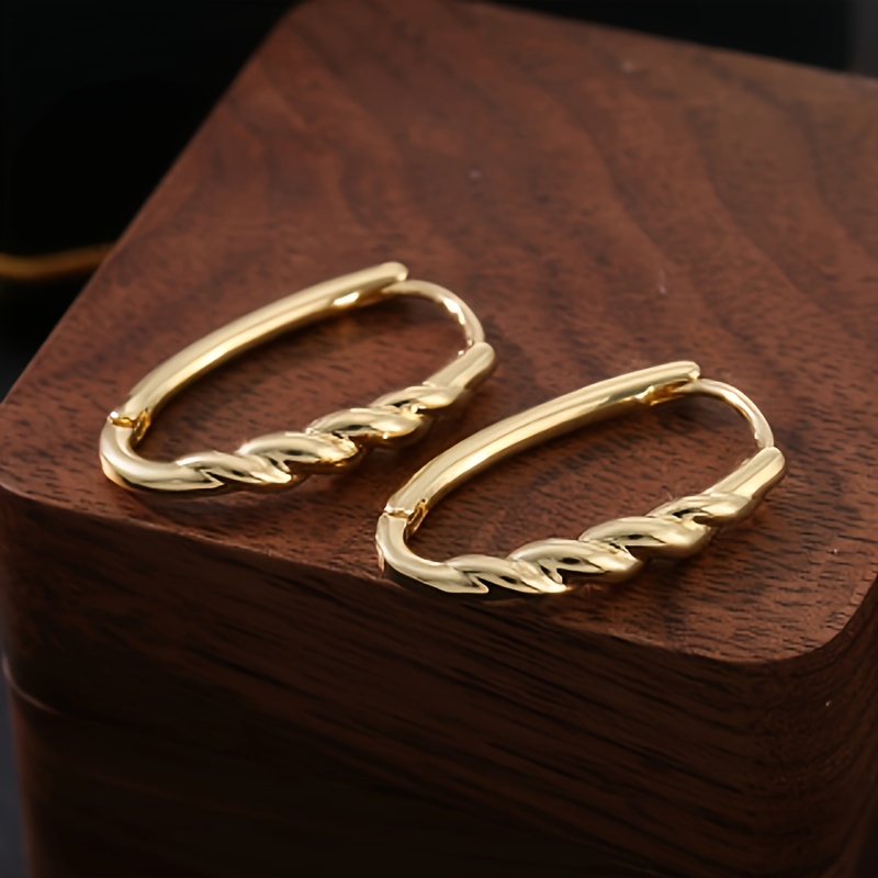 1 Pair Minimalist Geometric Round Ear Studs Vintage All-match Women's Twist Oval Earrings Daily Wear Date Gift