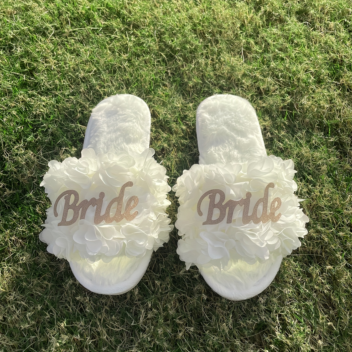 

Bride Wedding Open Toe Fuzzy Slippers, Elegant White Bridal Party Footwear, Bachelorette Party Slippers