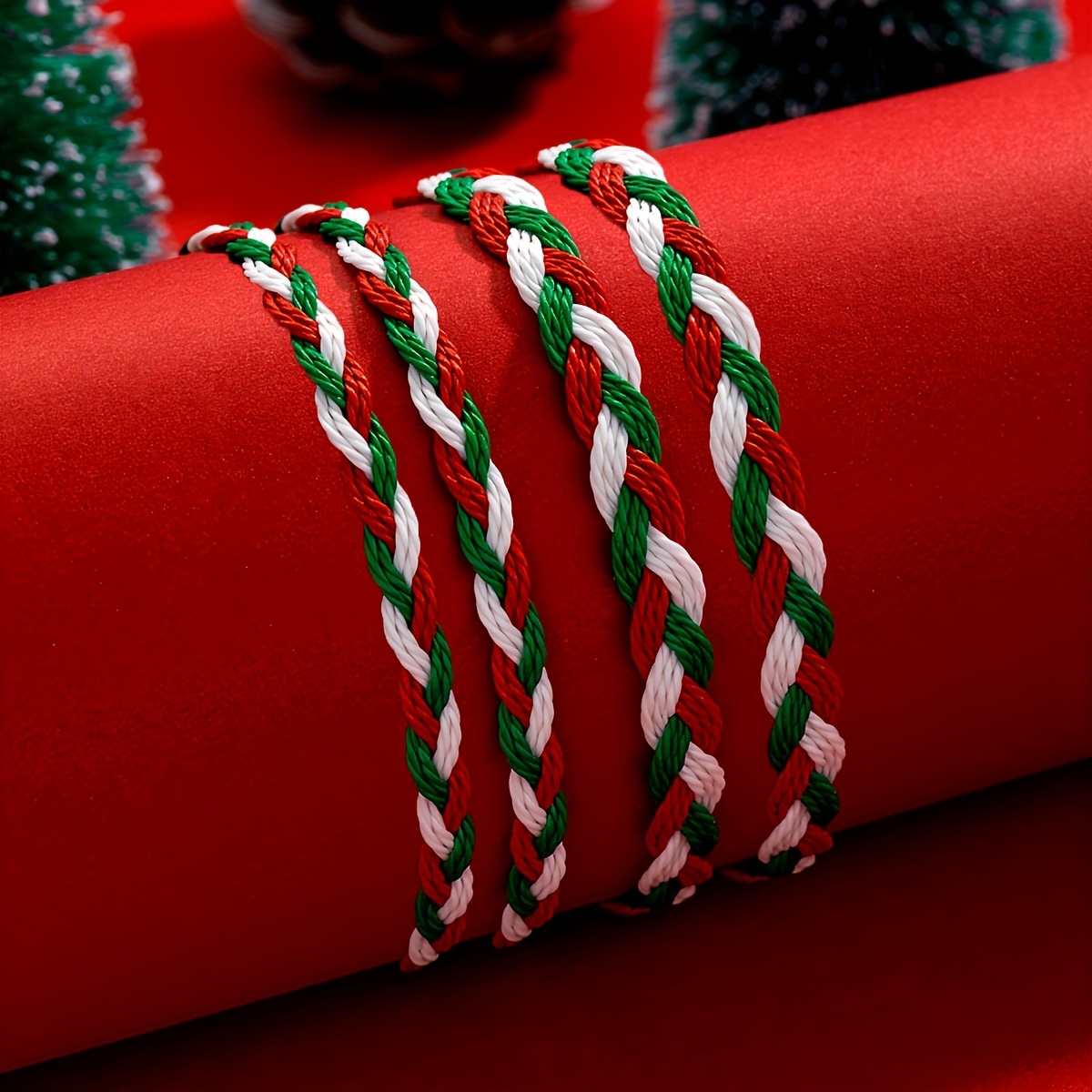 Image of 4pcs Christmas Color Matching Women' Braided Bracelet Adjustable Simple Stackable Bracelet Set Cute Holiday Gift