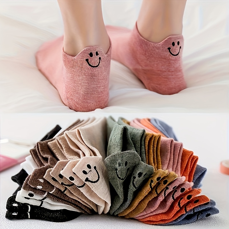 10 Pairs Women's Ankle Socks with Cute Face Pattern - Breathable Low-Cut Design, Soft Machine-Washable Fabric, Multi-Color Assortment for Everyday Casual Wear, Cute Socks, Playful Sock Design, Textured Fabric