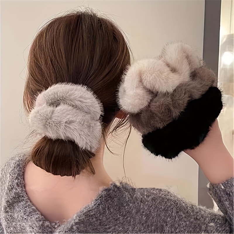 Vintage Mink Headband Excellent Condition.  All Offers Considered Vintage Mink Fur Hat Mink Headband Hat Dark Brown Year  main image 4