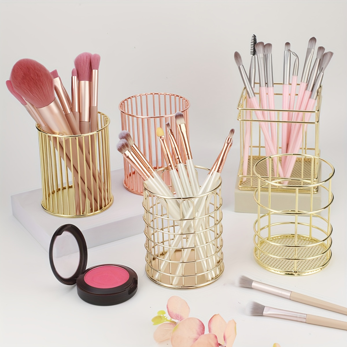 

1pc Round Pen Holder Golden Makeup Brush Storage Container Multifunctional Iron Desktop Supplies Storage Bucket