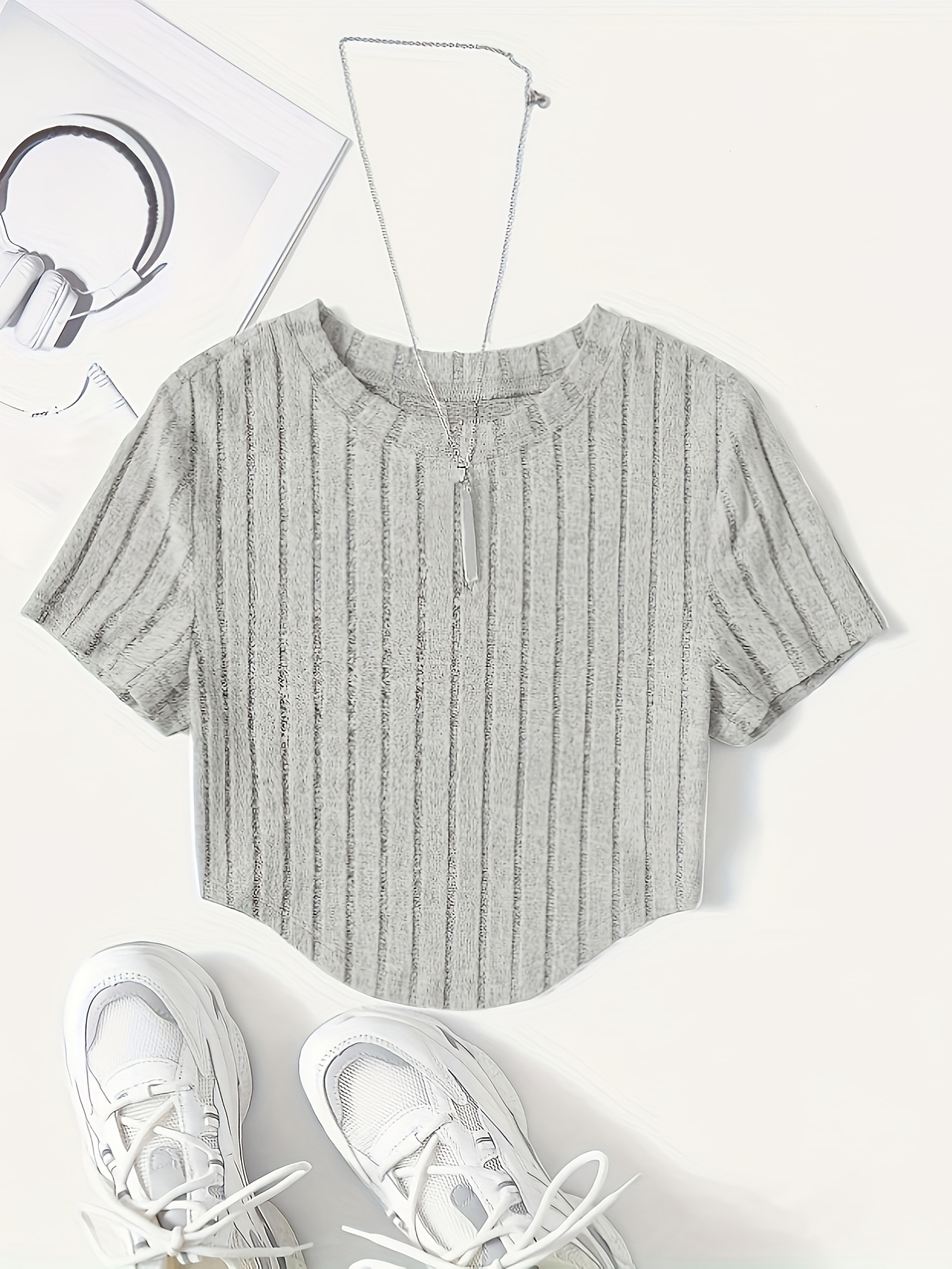 Women's Casual Short Sleeve T-Shirt - Soft Stretch Polyester-Spandex Blend, Loose Fit Round Neck Summer Top, Solid Color Machine Washable Tee for Casual Attire