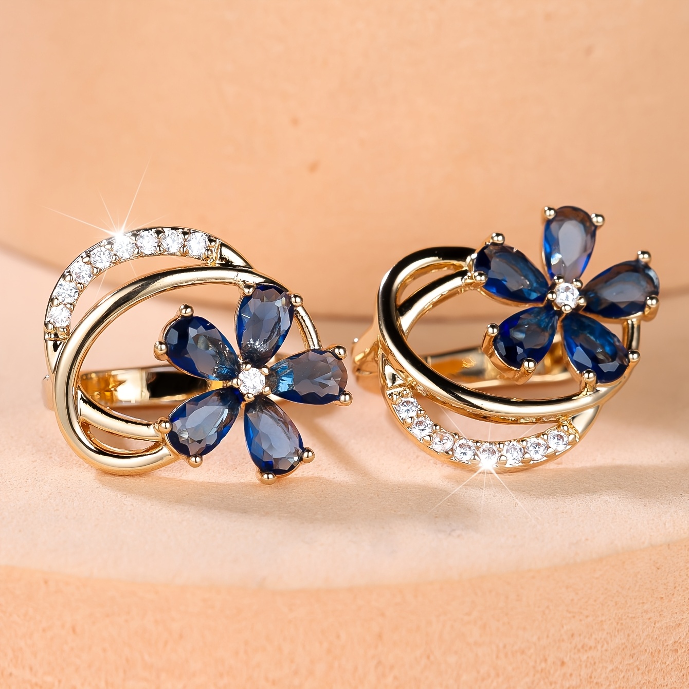 Women's Floral-Shaped Earrings with Blue Synthetic Zirconia