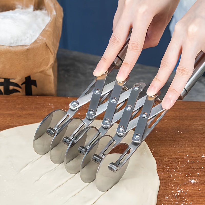 

Roue de Coupe Gâteau Ajustable Multifonctionnelle, Coupe-Brownie, Coupe-Nouilles, Trancheur de Pizza