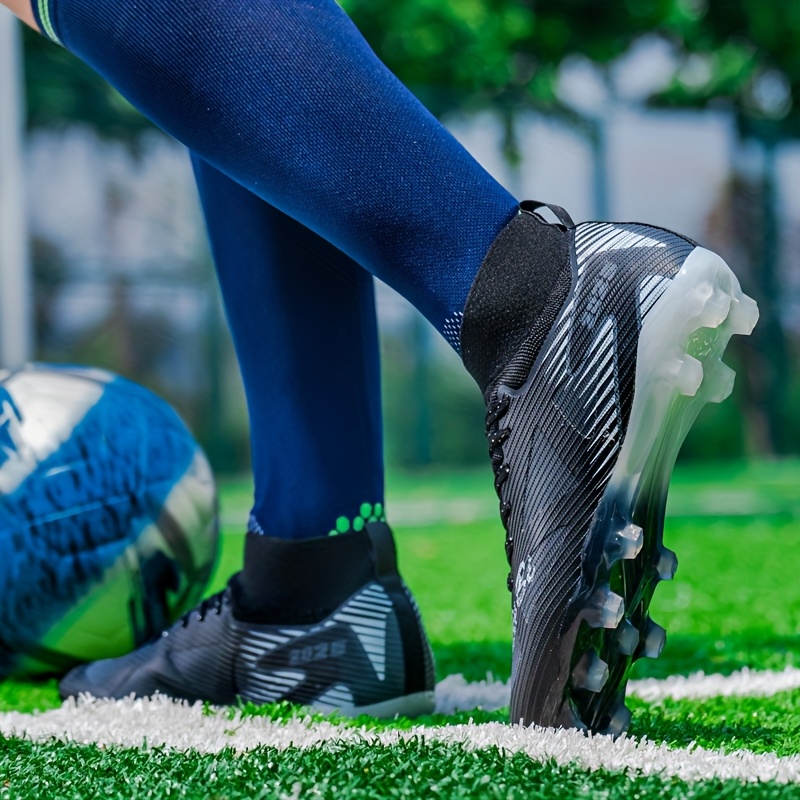 Zapatillas de fútbol de alto diseño y tacos altos, adecuadas para cualquier edad. Diseñadas específicamente para entrenamiento, con suela antideslizante y resistente al desgaste - Imagen 11