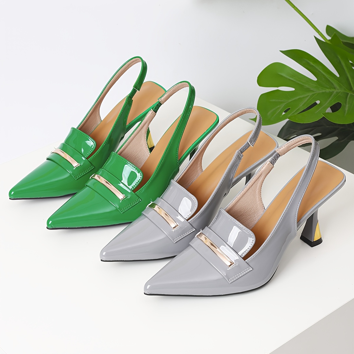 con punta puntiaguda, versátiles, de  , de punta cerrada, con una sola correa en la espalda, de color   sintético, elegantes y elegantes, cómodos y  . 5