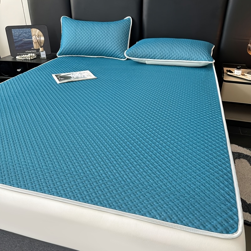 TEMU Parure de 2/3 tapis luxueux, tapis d'été fins, tapis gaufrés , confortables, hypoallergéniques et respirants, (1 tapis et 1/2 taies d'oreiller)