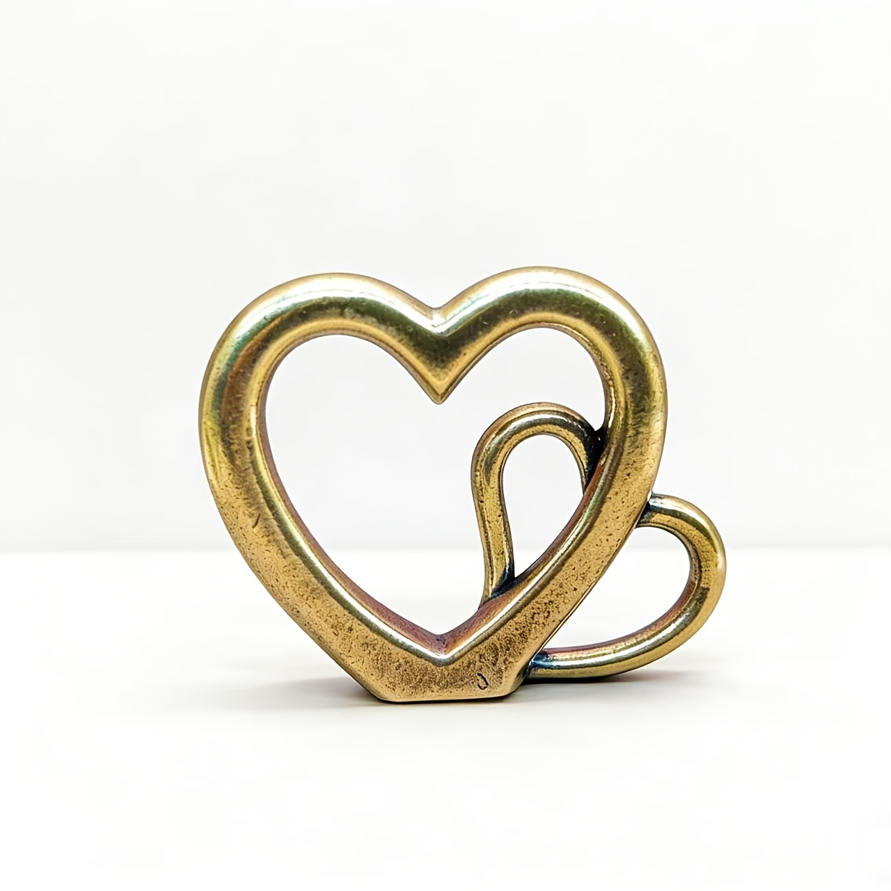 E-shop Vintage Messing Doppelherz-Statuen-Ornament, goldene Herz-an-Herz-Romantik-Dekoration im europäischen Stil, Valentinstag-Gedenkgeschenk für